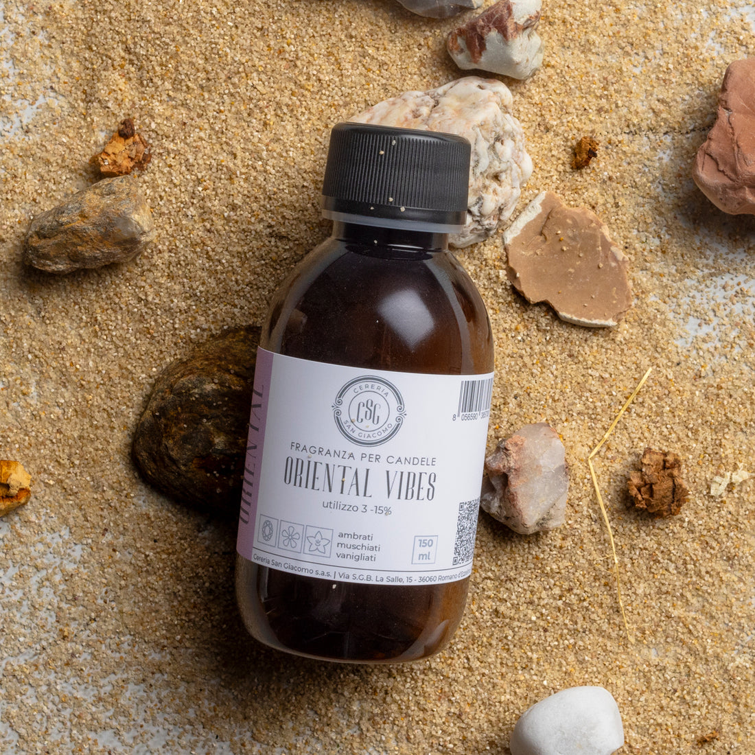 Amber & Woods candle fragrance for soy and paraffin