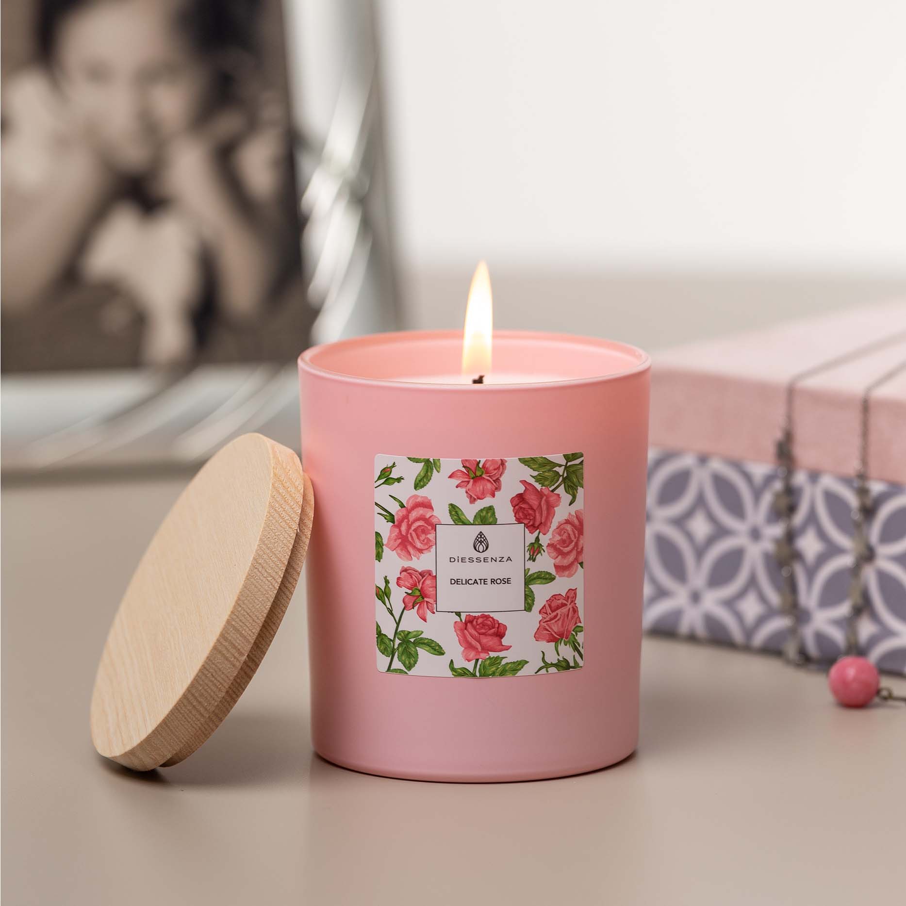 DiEssenza Delicate Rose Soy candle scented with essential oils